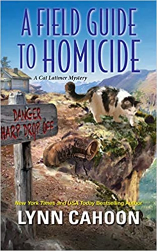 Book cover for "A Field Guide to Homicide" by Lynn Cahoon