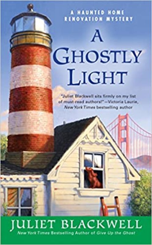 Book cover for "A Ghostly Light" by Juliet Blackwell