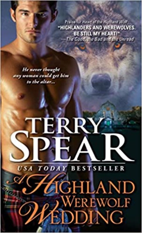Book cover for "A Highland Werewolf Wedding" by Terry Spear