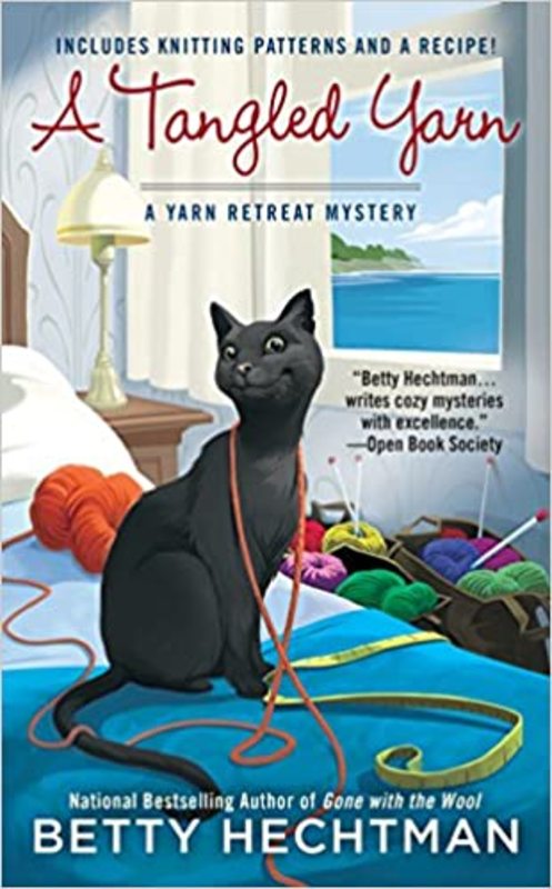 Book cover for "A Tangled Yarn" by Betty Hechtman