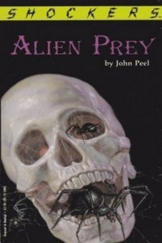 Book cover for "Alien Prey" by John Peel