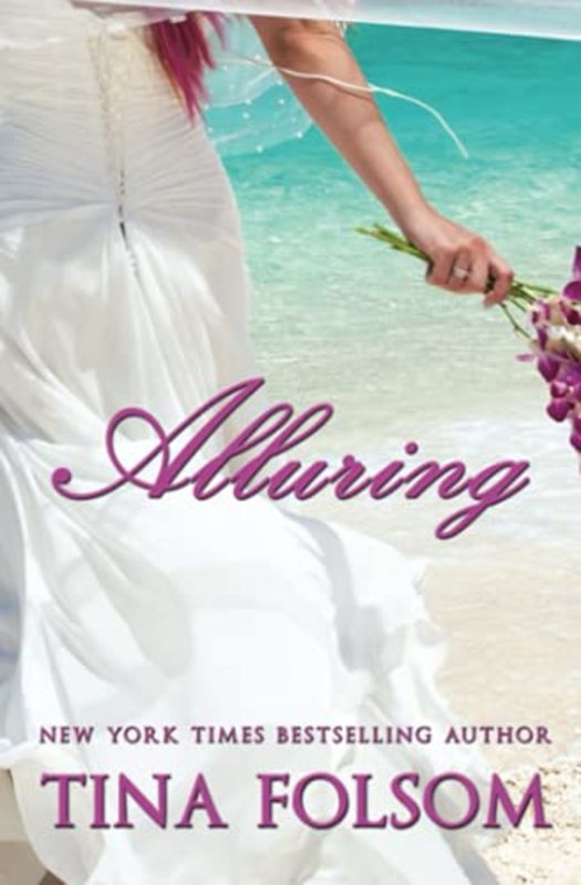 Book cover for "Alluring" by Tina Folsom