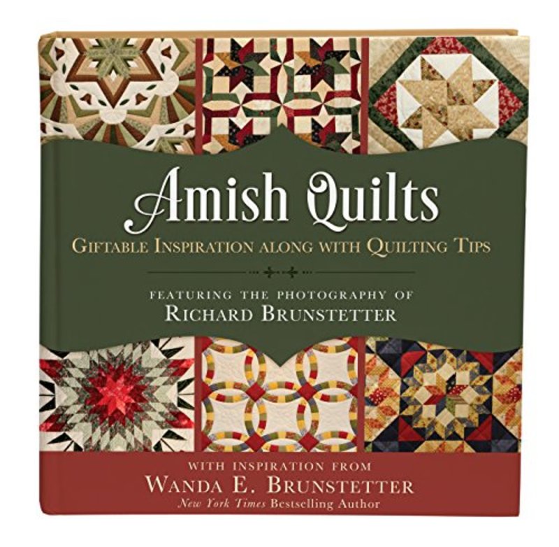 Book cover for "Amish Quilts" by Wanda E Brunstetter