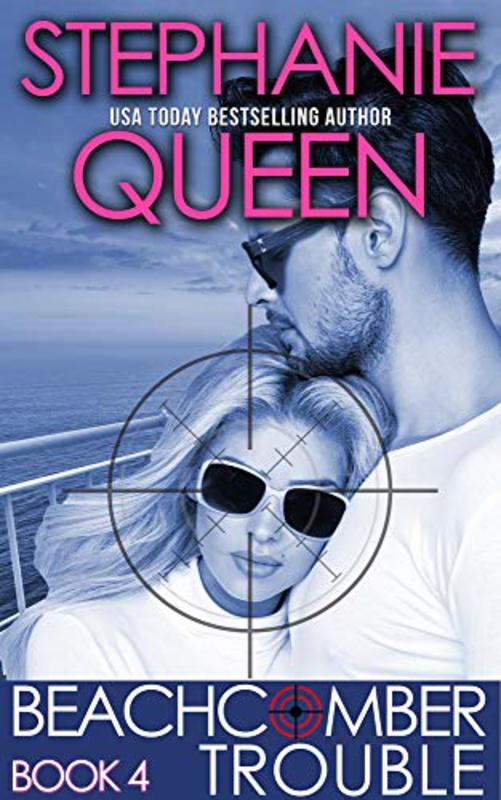 Book cover for "Beachcomber Trouble" by Stephanie Queen