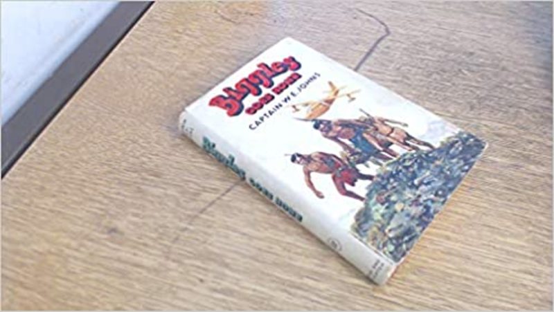 Book cover for "Biggles Goes Home" by Captain WE Johns