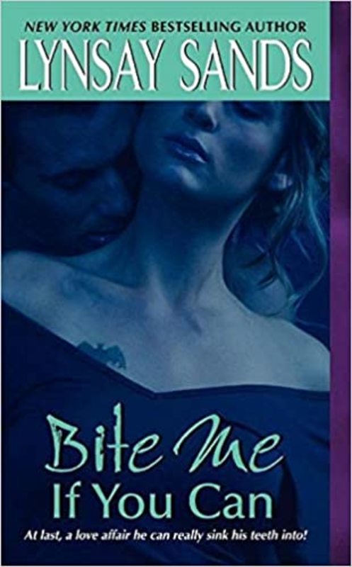 Book cover for "Bite Me If You Can" by Lynsay Sands