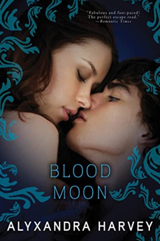 Book cover for "Blood Moon" by Alyxandra Harvey