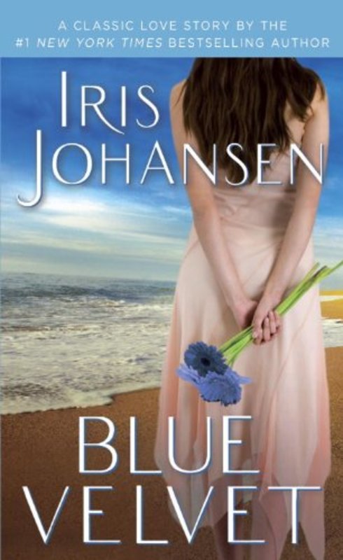 Book cover for "Blue Velvet" by Iris Johansen
