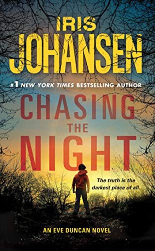Book cover for "Chasing the Night" by Iris Johansen