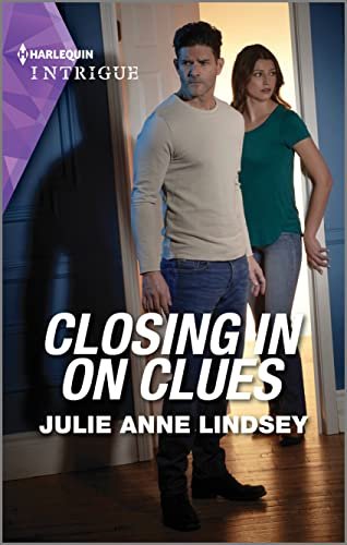 Book cover for "Closing In On Clues" by Julie Anne Lindsey
