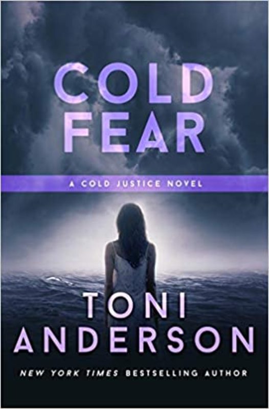 Book cover for "Cold Fear" by Toni Anderson