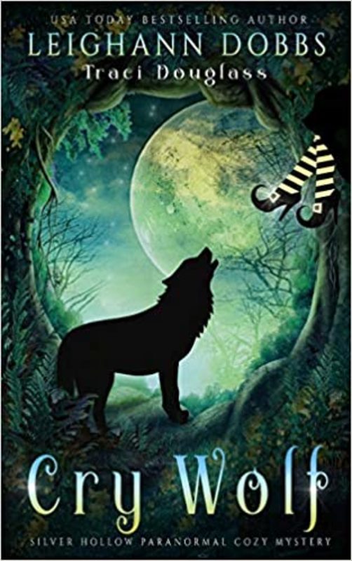 Book cover for "Cry Wolf" by Leighann Dobbs
