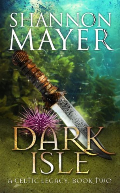 Book cover for "Dark Isle" by Shannon Mayer