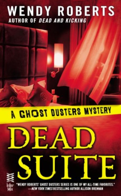 Book cover for "Dead Suite" by Wendy Roberts