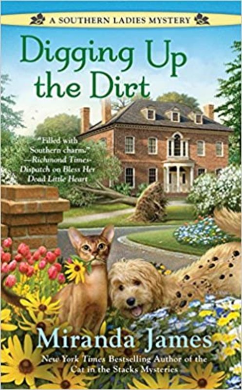 Book cover for "Digging Up the Dirt" by Miranda James