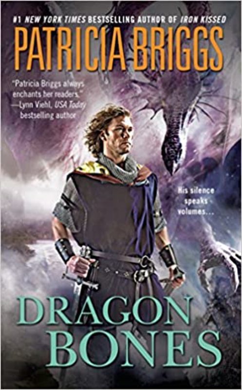 Book cover for "Dragon Bones" by Patricia Briggs