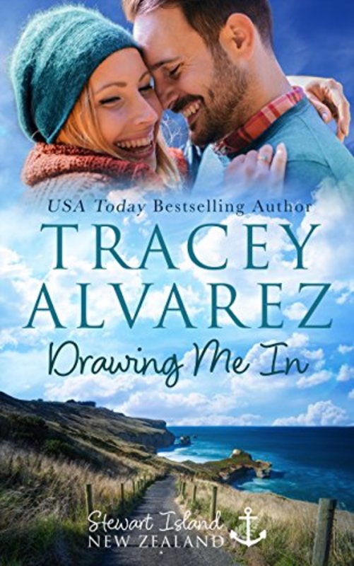 Book cover for "Drawing Me In" by Tracey Alvarez