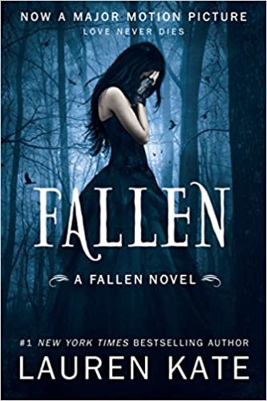 Book cover for "Fallen" by Lauren Kate