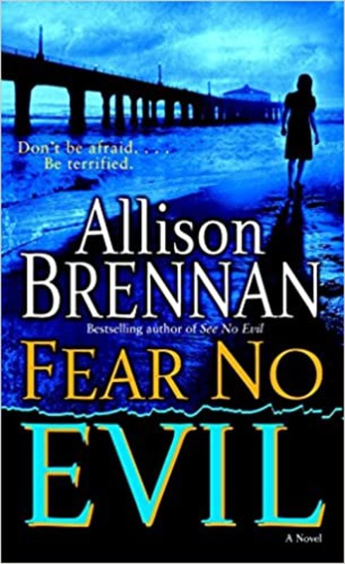 Book cover for "Fear No Evil" by Allison Brennan