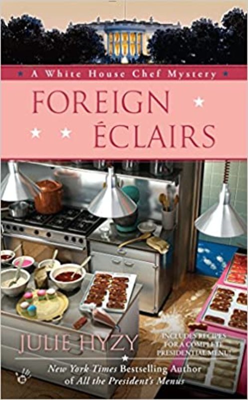 Julie Hyzy book cover