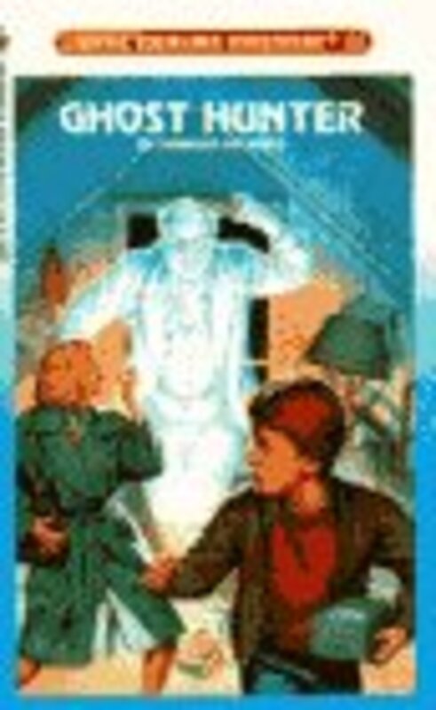 Book cover for "Ghost Hunter" by Various