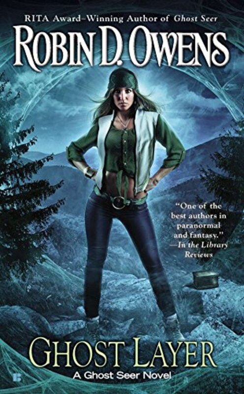 Book cover for "Ghost Layer" by Robin D Owens