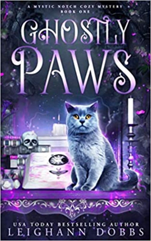 Book cover for "Ghostly Paws" by Leighann Dobbs