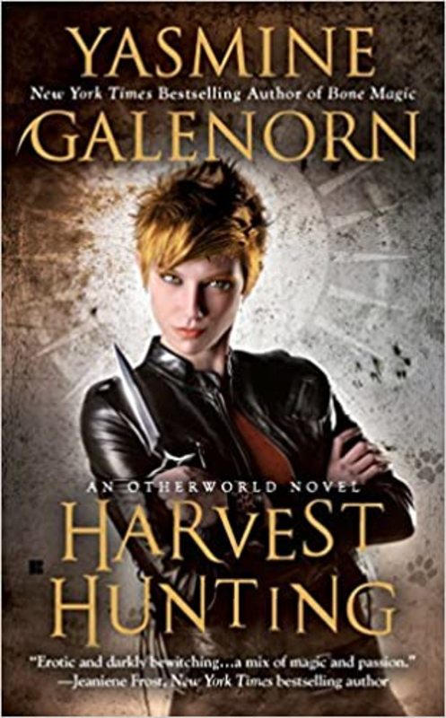 Book cover for "Harvest Hunting" by Yasmine Galenorn