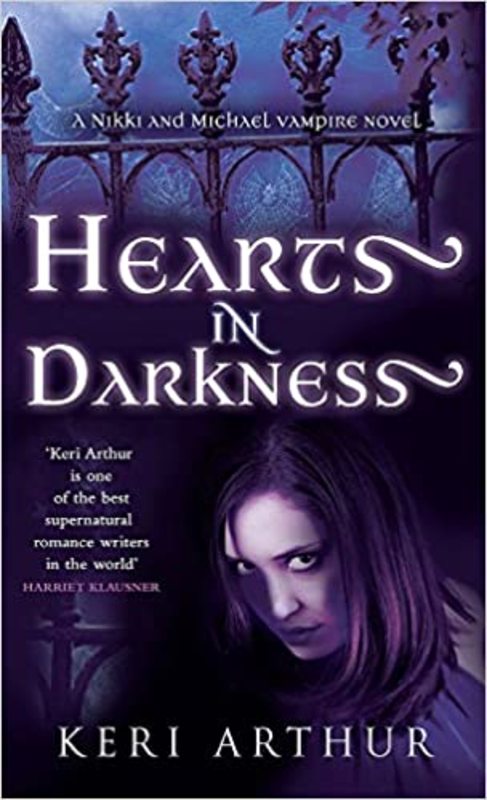 Book cover for "Hearts in Darkness" by Keri Arthur