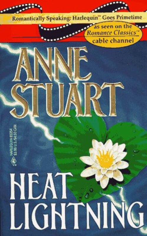 Book cover for "Heat Lightning" by Anne Stuart