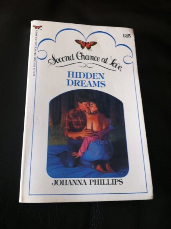 Book cover for "Hidden Dreams" by Dorothy Garlock