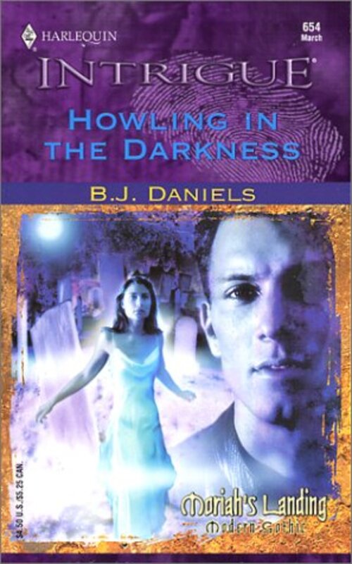 Book cover for "Howling in the Darkness" by BJ Daniels