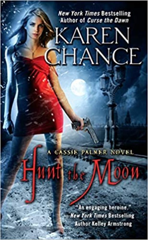 Book cover for "Hunt the Moon" by Karen Chance