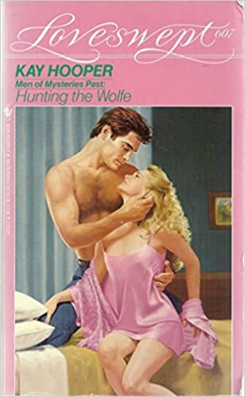 Book cover for "Hunting the Wolfe" by Kay Hooper