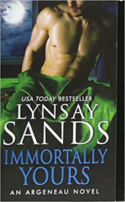Book cover for "Immortally Yours" by Lynsay Sands