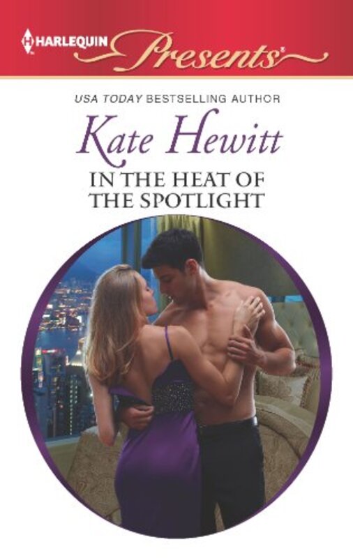 Book cover for "In the Heat of the Spotlight" by Kate Hewitt