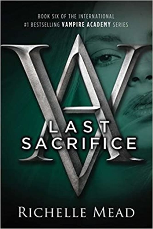 Book cover for "Last Sacrifice" by Richelle Mead