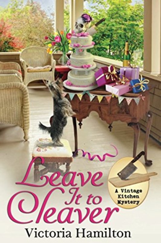 Book cover for "Leave It to Cleaver" by Victoria Hamilton