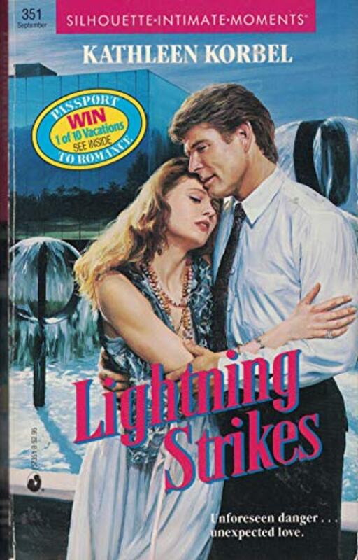 Book cover for "Lightning Strikes" by Eileen Dreyer