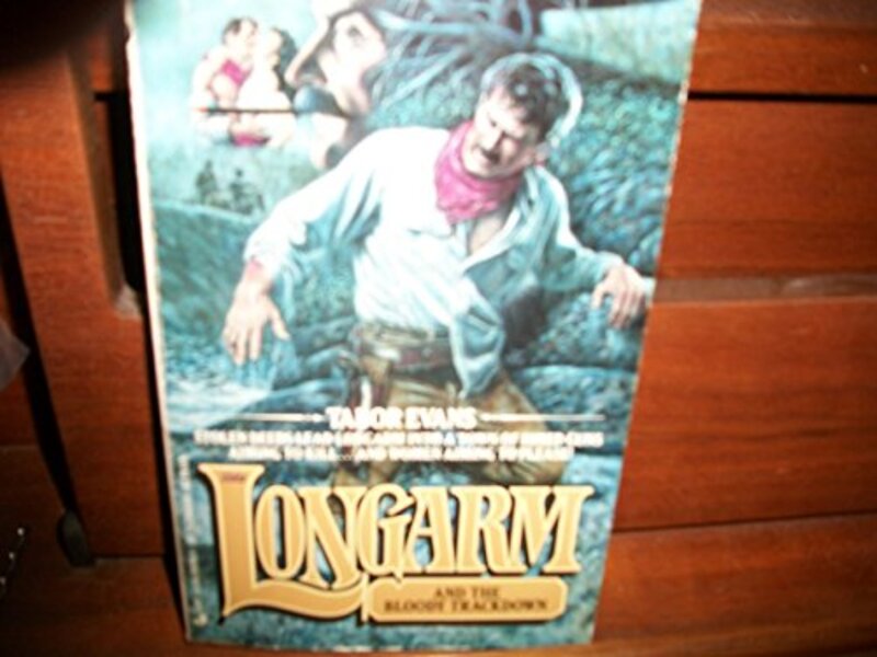 Book cover for "Longarm and the Bloody Trackdown" by Tabor Evans
