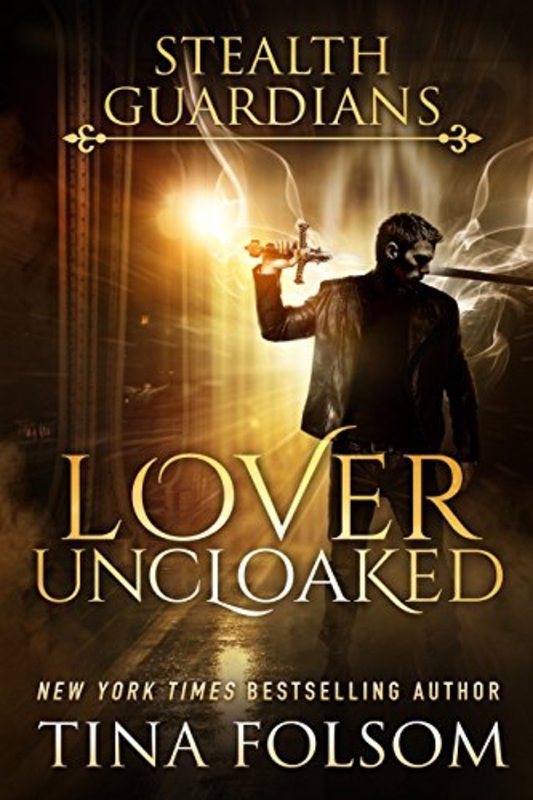 Book cover for "Lover Uncloaked" by Tina Folsom