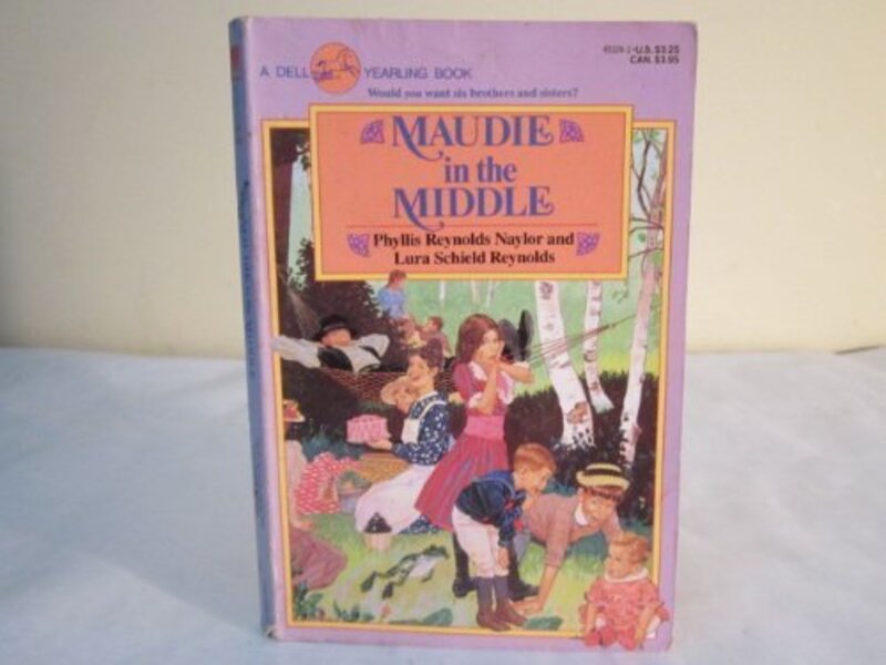 Book cover for "Maudie in the Middle" by Phyllis Reynolds Naylor