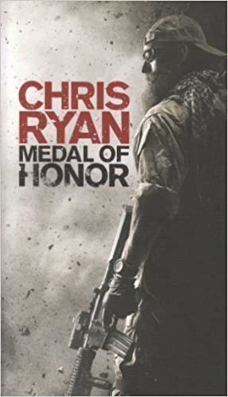 Book cover for "Medal of Honor" by Chris Ryan