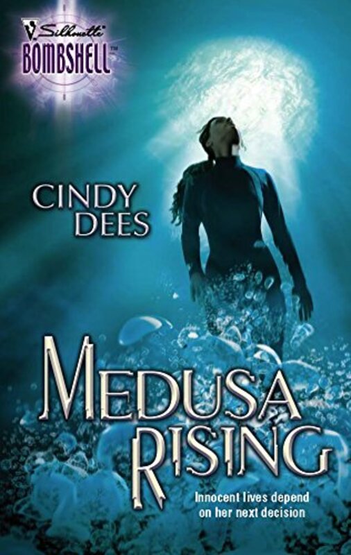 Book cover for "Medusa Rising" by Cindy Dees