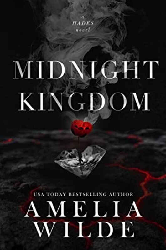Book cover for "Midnight Kingdom" by Amelia Wilde