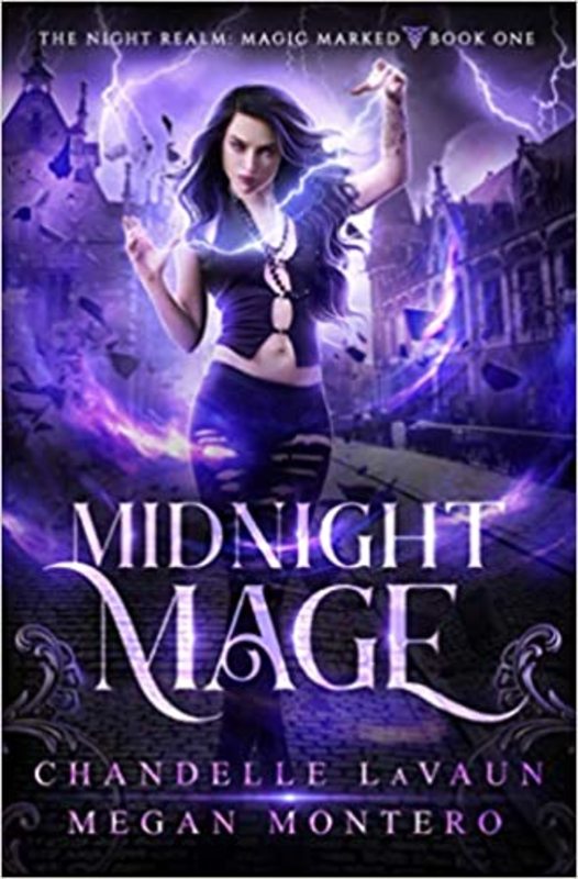 Book cover for "Midnight Mage" by Chandelle LaVaun