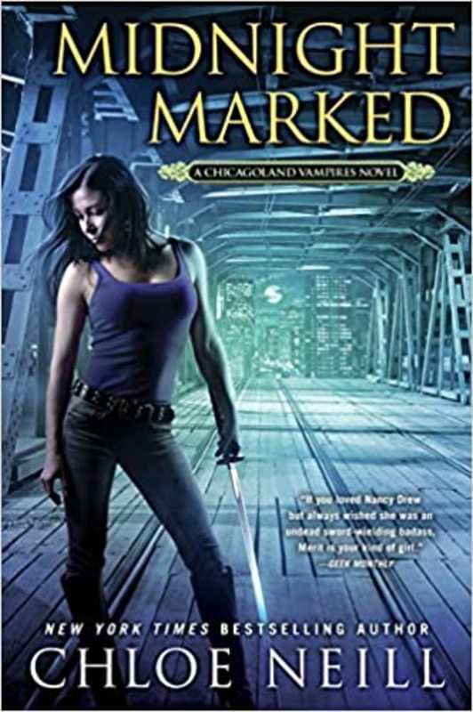 Book cover for "Midnight Marked" by Chloe Neill