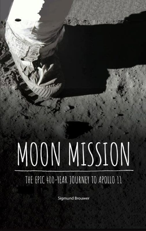 Book cover for "Moon Mission" by Sigmund Brouwer