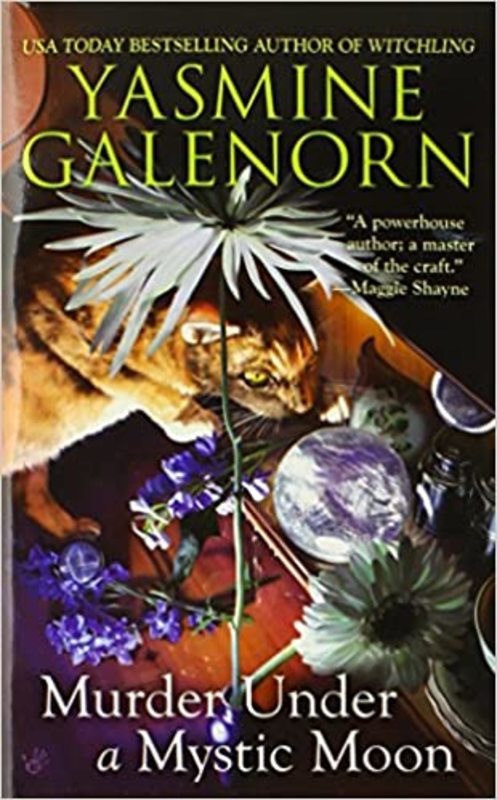 Book cover for "Murder Under a Mystic Moon" by Yasmine Galenorn
