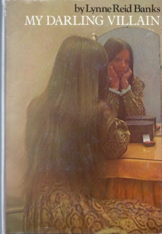 Book cover for "My Darling Villain" by Lynne Reid Banks